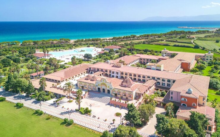 La tua "vacanza romanista" in Sardegna . 10 - 18 giugno 2026 c/o Marina Resort (Orosei)